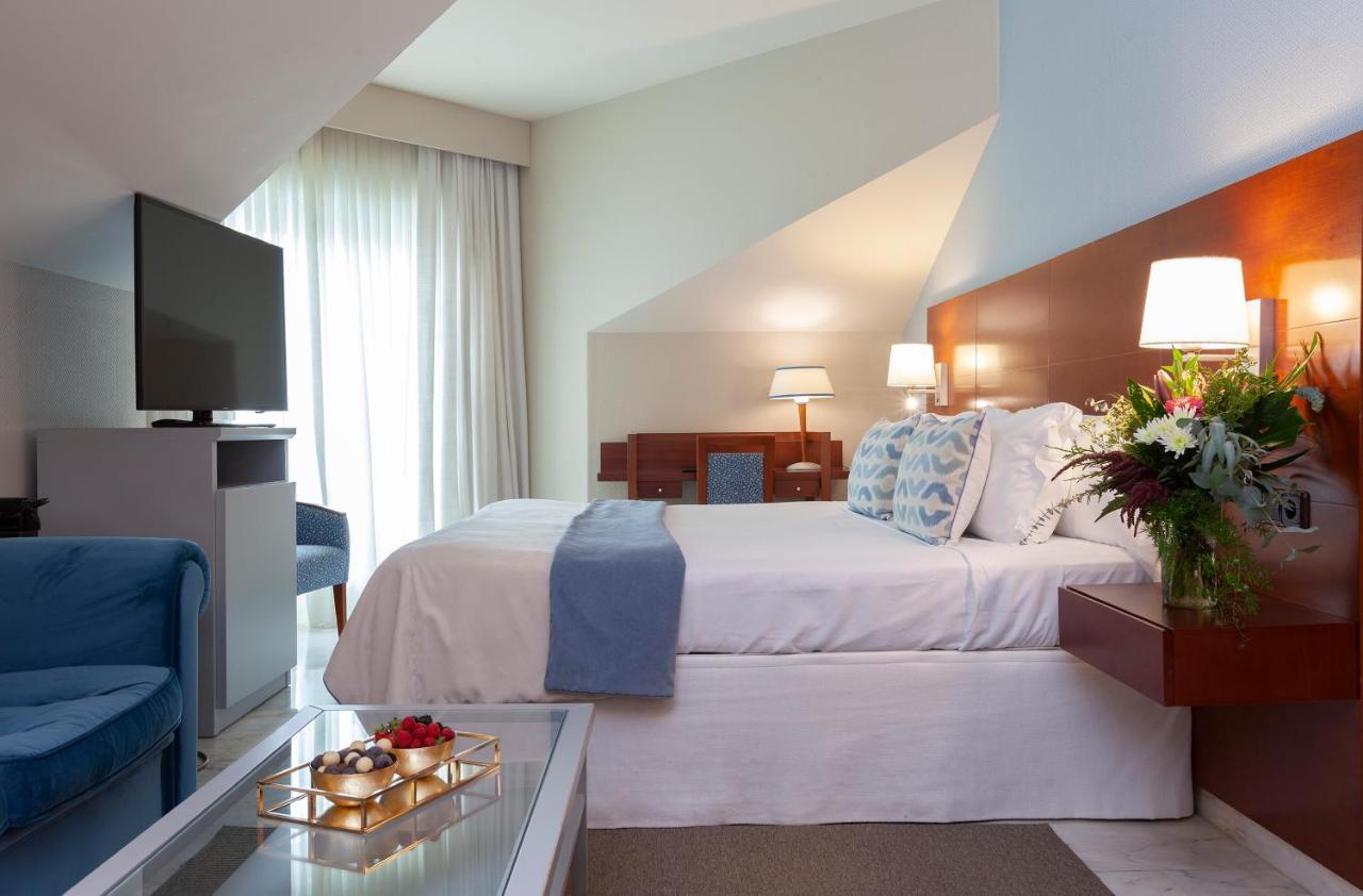 Hotel Carlos I Silgar ซันเชนโช ภายนอก รูปภาพ